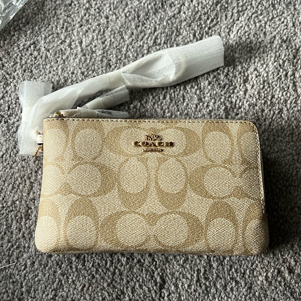 Coach wallet / crossbody